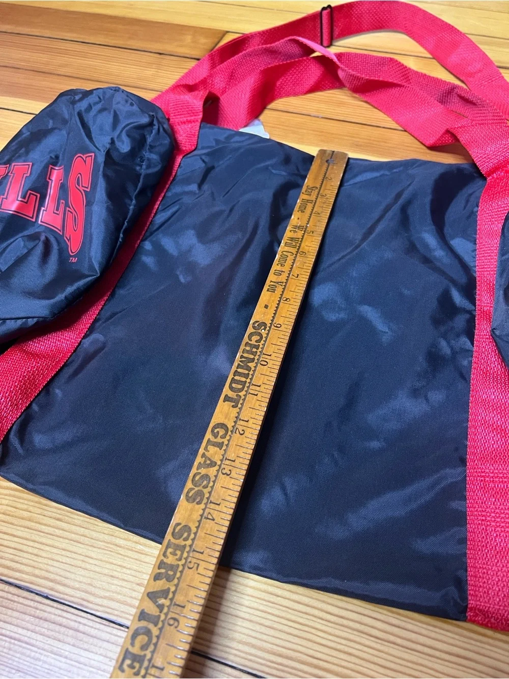 Vintage Chicago Bulls NBA Duffel Bag NOS Deadstock Tags 90s